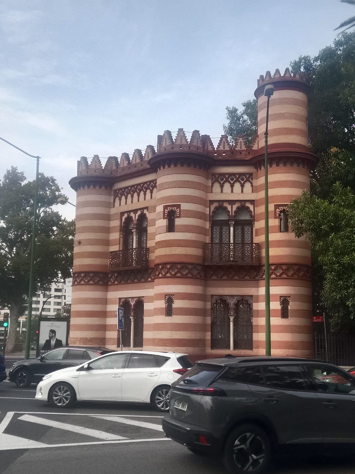 Costurero de la reina, pequeño castillo morisco